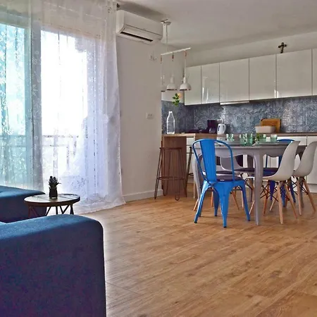 Apartment Anna With Parking Split