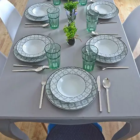 Anna With Parking Apartment *