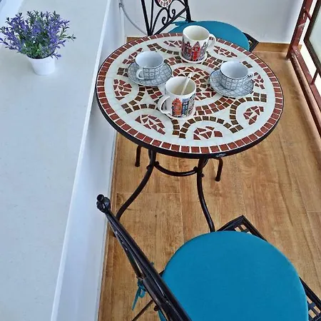 Апартаменты Anna With Parking