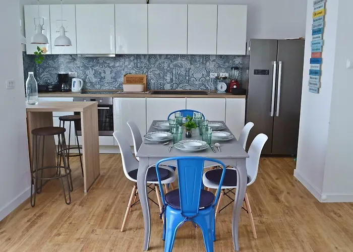 Anna With Parking Appartement